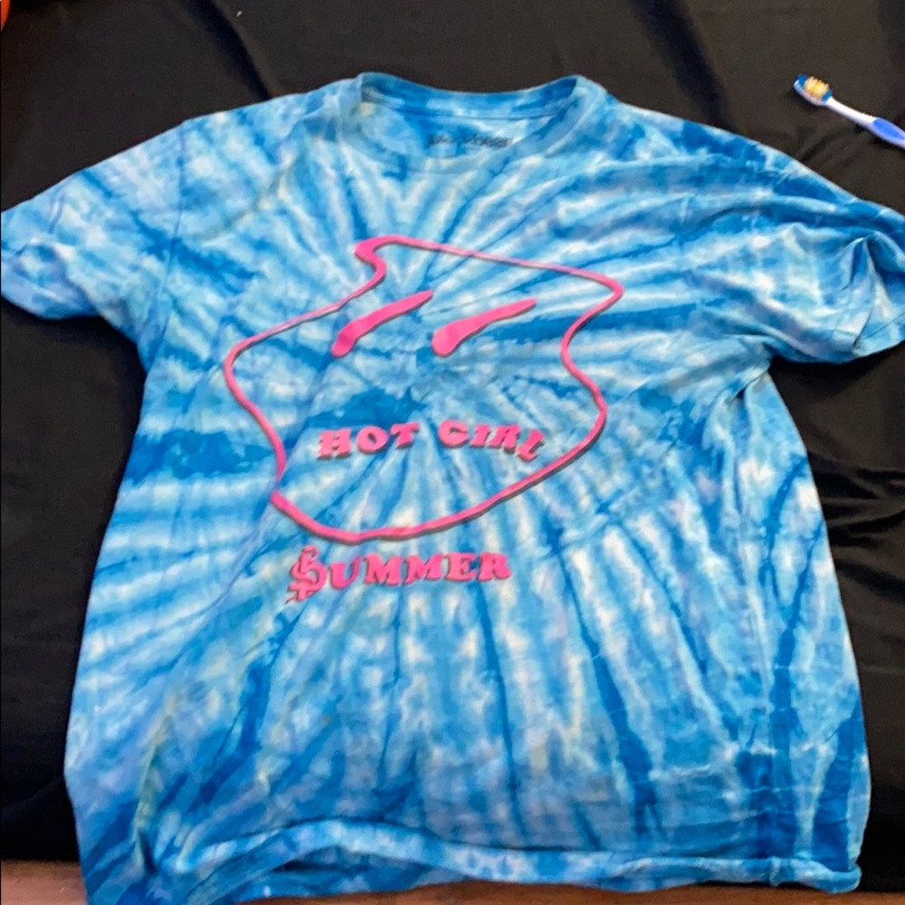 blue tie dye shirt